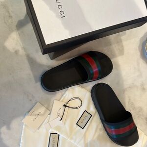 Gucci Black Sandals with Green Stripe